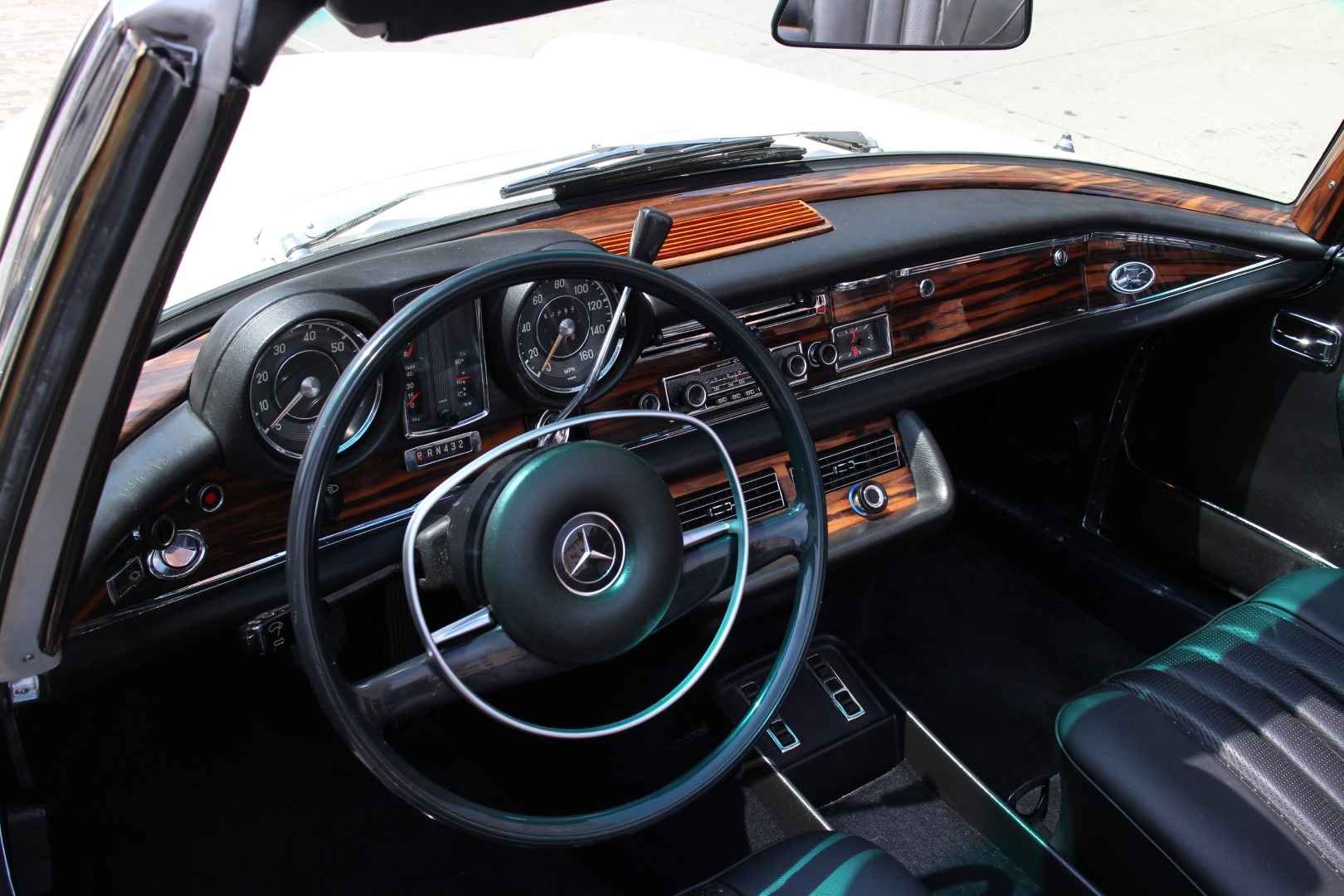 Used 1971 Mercedes-Benz 280SE 3.5 | St. Petersburg, FL