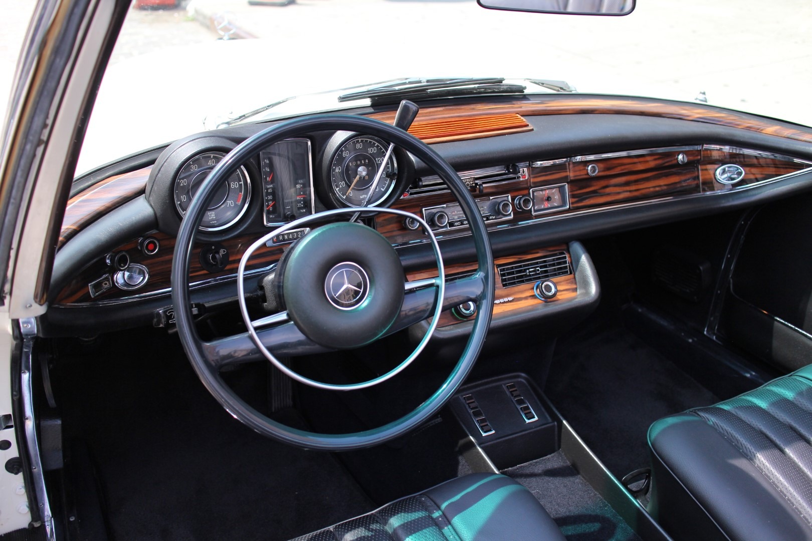 Used 1971 Mercedes-Benz 280SE 3.5 | St. Petersburg, FL