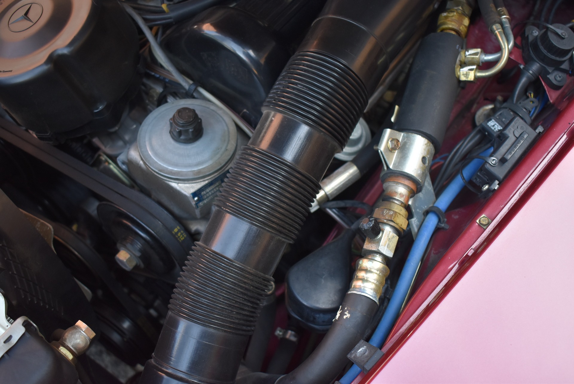 Used 1989 Mercedes-Benz 560SL - Almandine Red | St. Petersburg, FL
