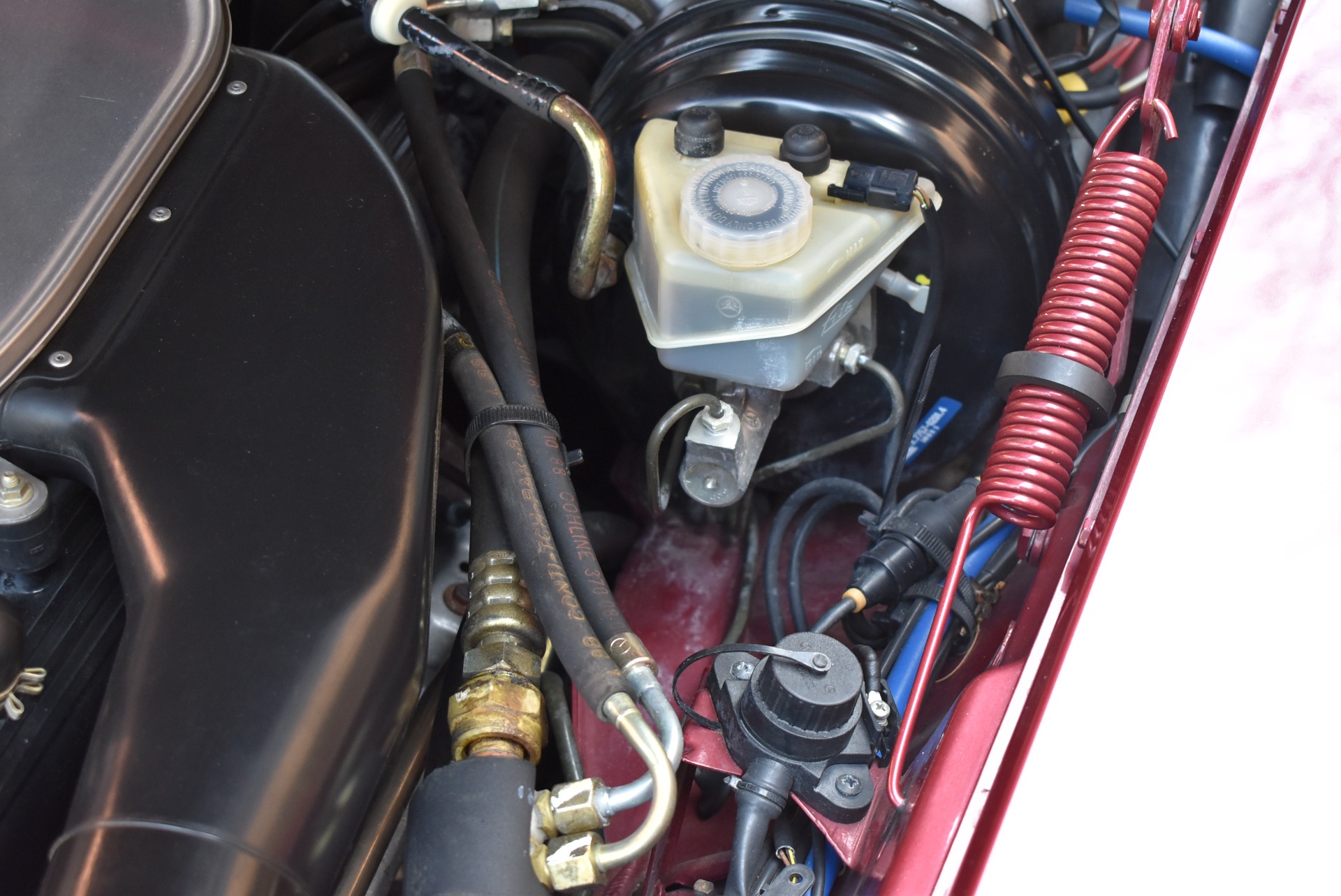 Used 1989 Mercedes-Benz 560SL - Almandine Red | St. Petersburg, FL