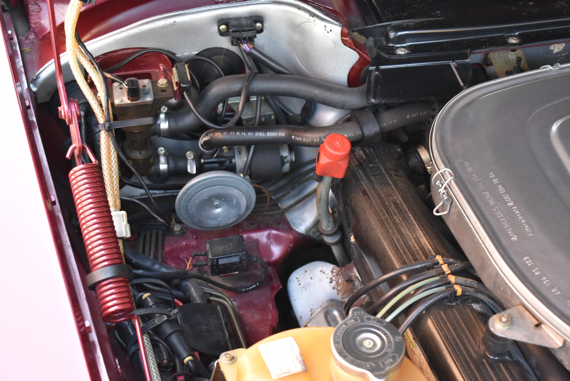 Used 1989 Mercedes-Benz 560SL - Almandine Red | St. Petersburg, FL