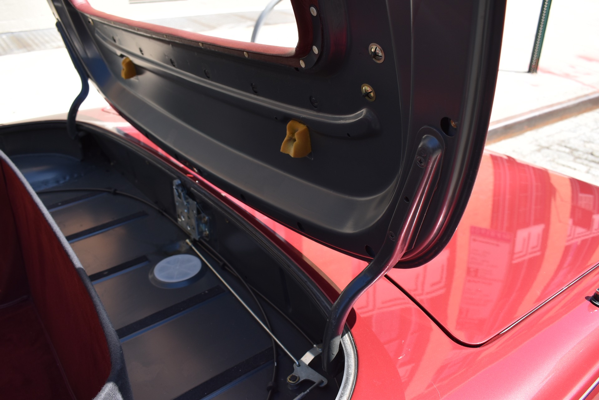 Used 1989 Mercedes-Benz 560SL - Almandine Red | St. Petersburg, FL