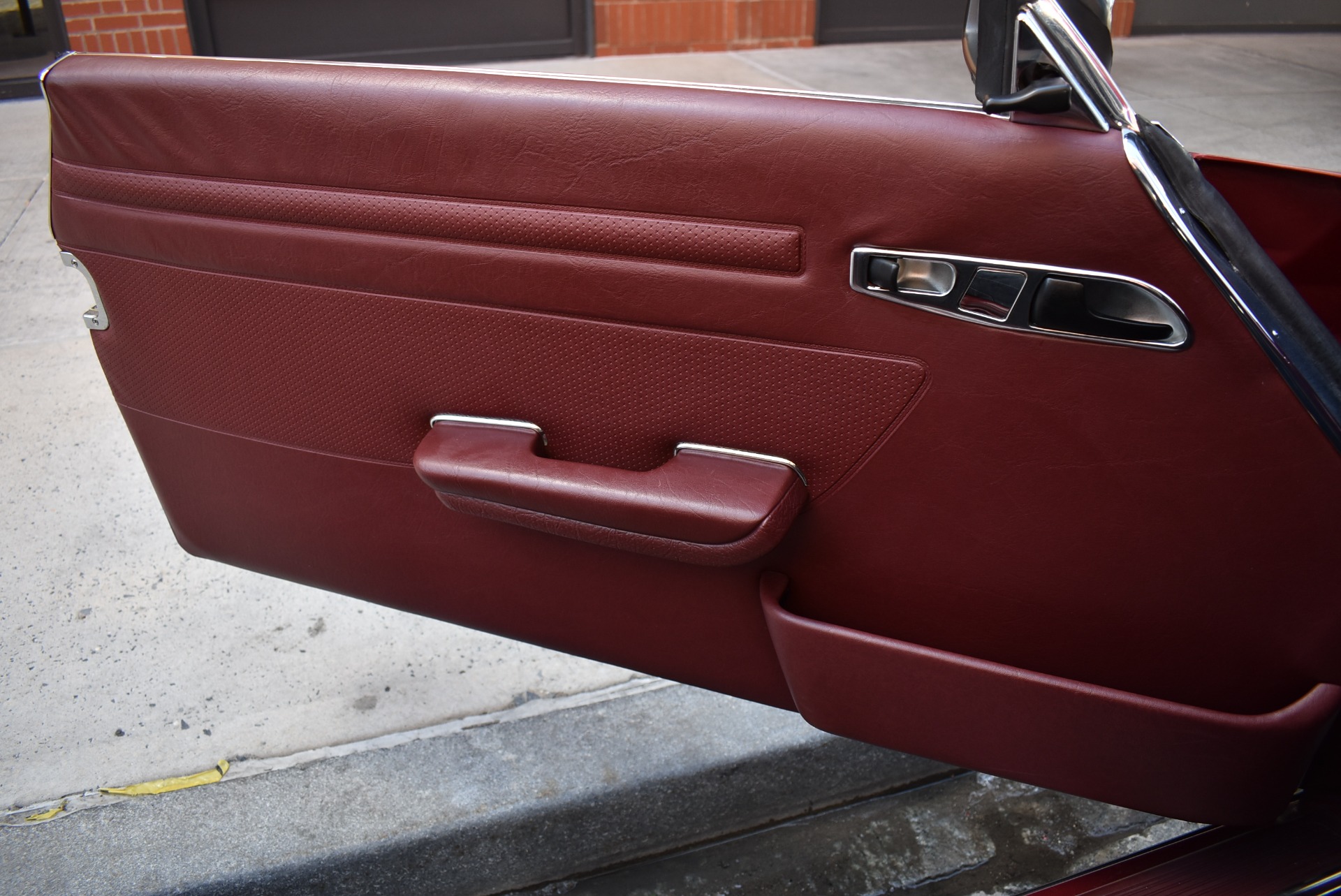 Used 1989 Mercedes-Benz 560SL - Almandine Red | St. Petersburg, FL