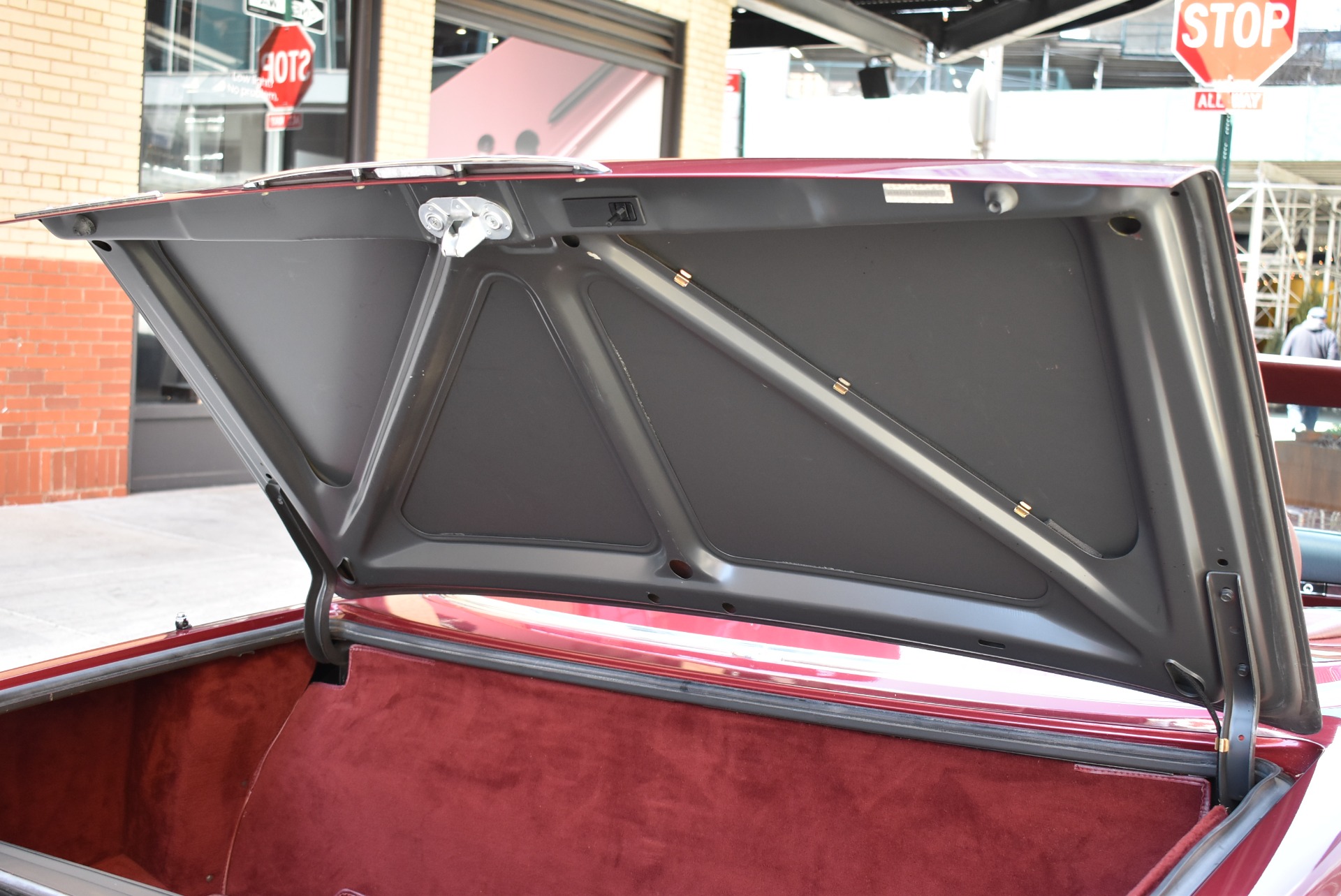 Used 1989 Mercedes-Benz 560SL - Almandine Red | St. Petersburg, FL
