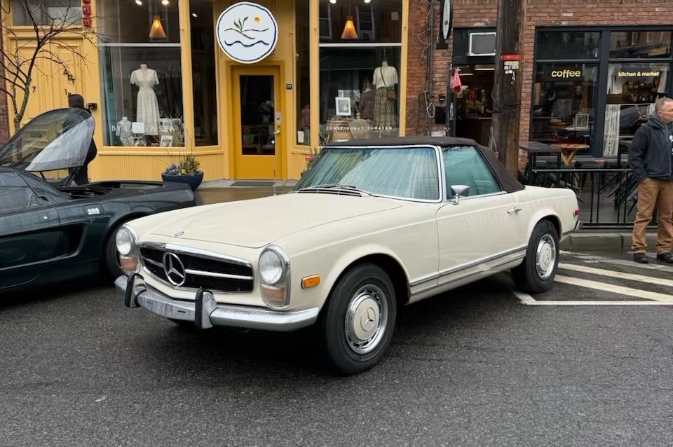 1969 Mercedes-Benz 280SL 
