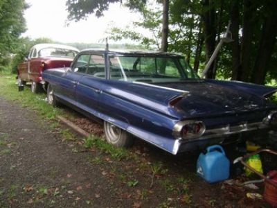 Used-1961-Cadillac-Deville