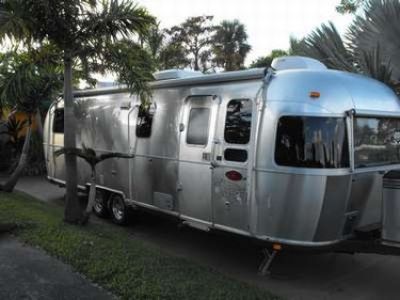 Used-2000-Airstream-Sovereign