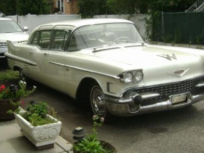 Used-1958-Cadillac-Limo