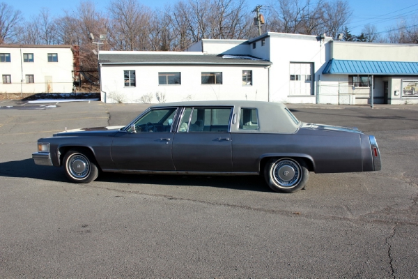 Used-1978-Cadillac-Fleetwood-Limo