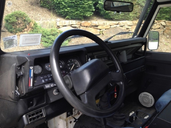 Used-1995-Land-Rover-Defender