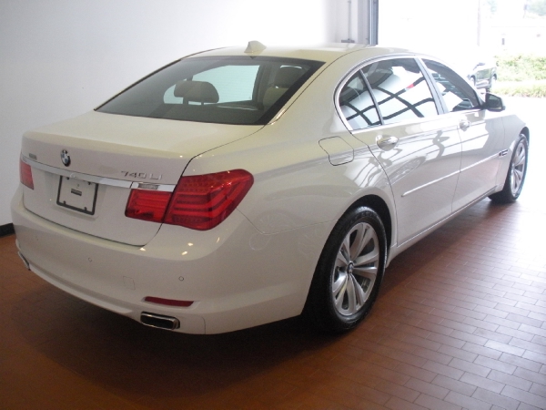 Used-2011-BMW-740iL