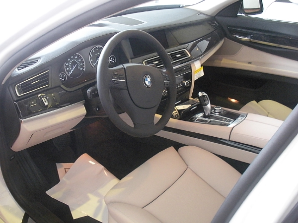 Used-2011-BMW-740iL
