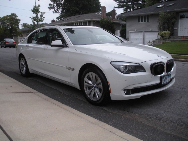 Used-2011-BMW-740iL