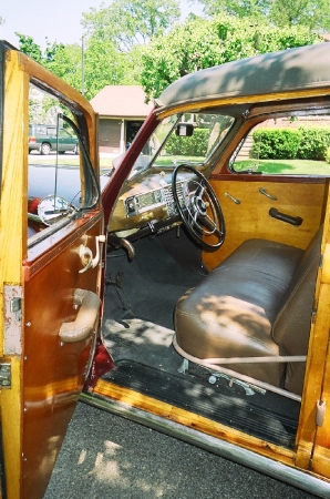Used-1947-Plymouth-woodie