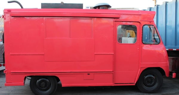 Used-1959-Grumman-Ice-Cream-Truck