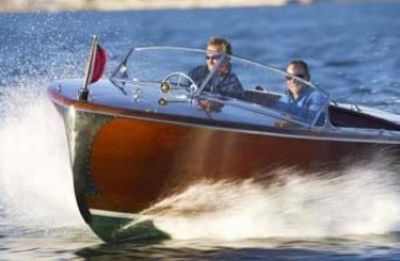 Used-1960-Chris-Craft-Wooden