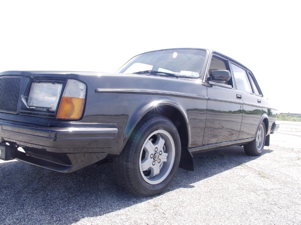 Used-1984-Volvo-240