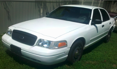 Used-2003-Ford-Crown-Victoria