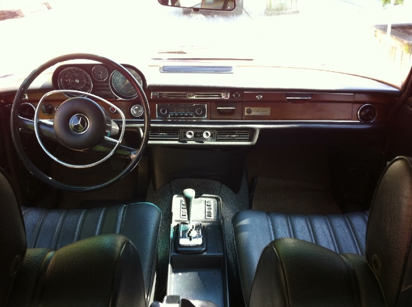 Used-1971-Mercedes-Benz-280-se