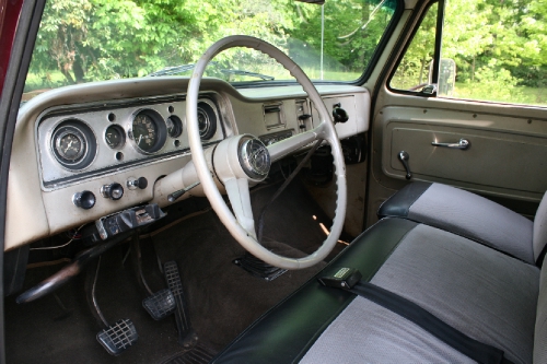 Used-1966-GMC-Suburban