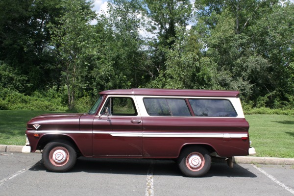 Used-1966-GMC-Suburban