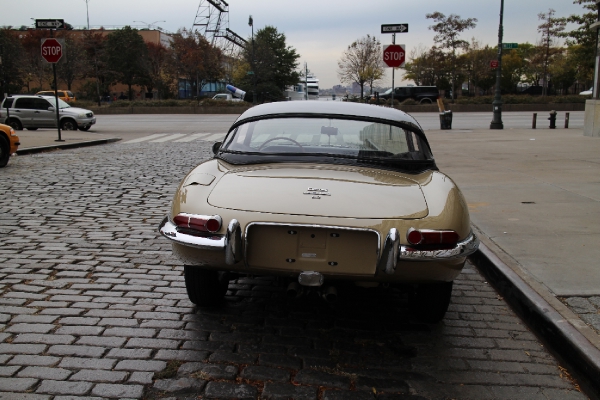 Used-1967-Jaguar-XKE-E-Type-OTS-w/-Factory-Hardtop