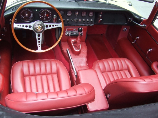 Used-1967-Jaguar-XKE-E-Type-OTS-w/-Factory-Hardtop