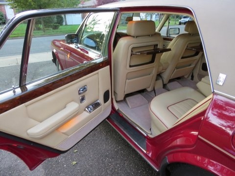 Used-1985-Rolls-Royce-Silver-Spur