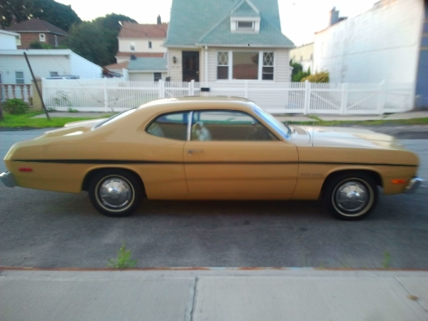 Used-1974-Plymouth-Duster