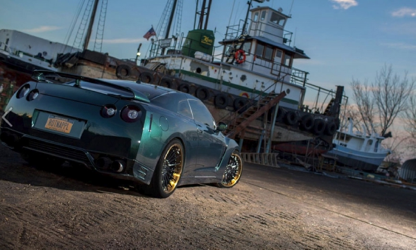 Used-2008-Nissan-GTR