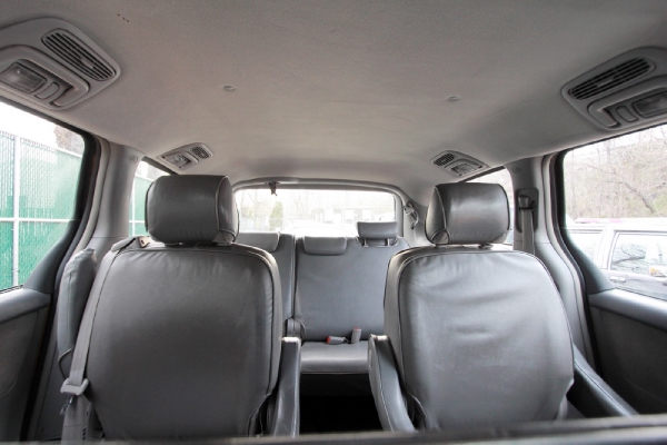 Used-2007-Toyota-Sienna