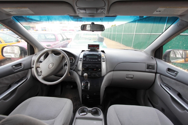 Used-2007-Toyota-Sienna