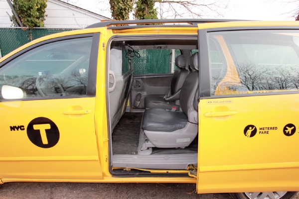 Used-2007-Toyota-Sienna