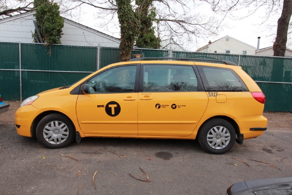 Used-2007-Toyota-Sienna