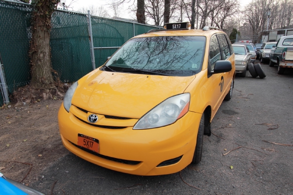 Used-2007-Toyota-Sienna