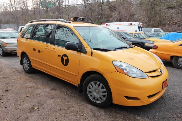 Used-2007-Toyota-Sienna