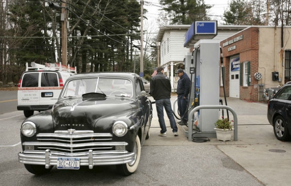 Used-1949-Plymouth-Special-Deluxe-Club-Coupe