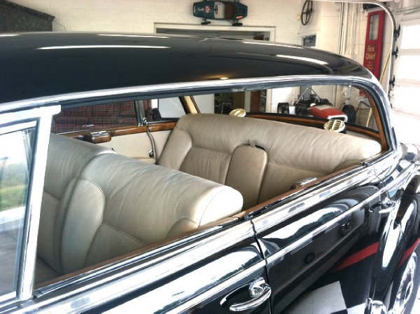 Used-1958-Mercedes-Benz-300D-Limo