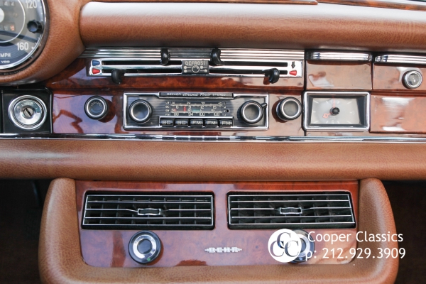 Used-1971-Mercedes-Benz-280SE-35