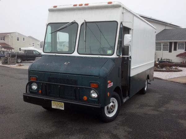 Used-1979-Chevrolet-P-30-Box-Truck