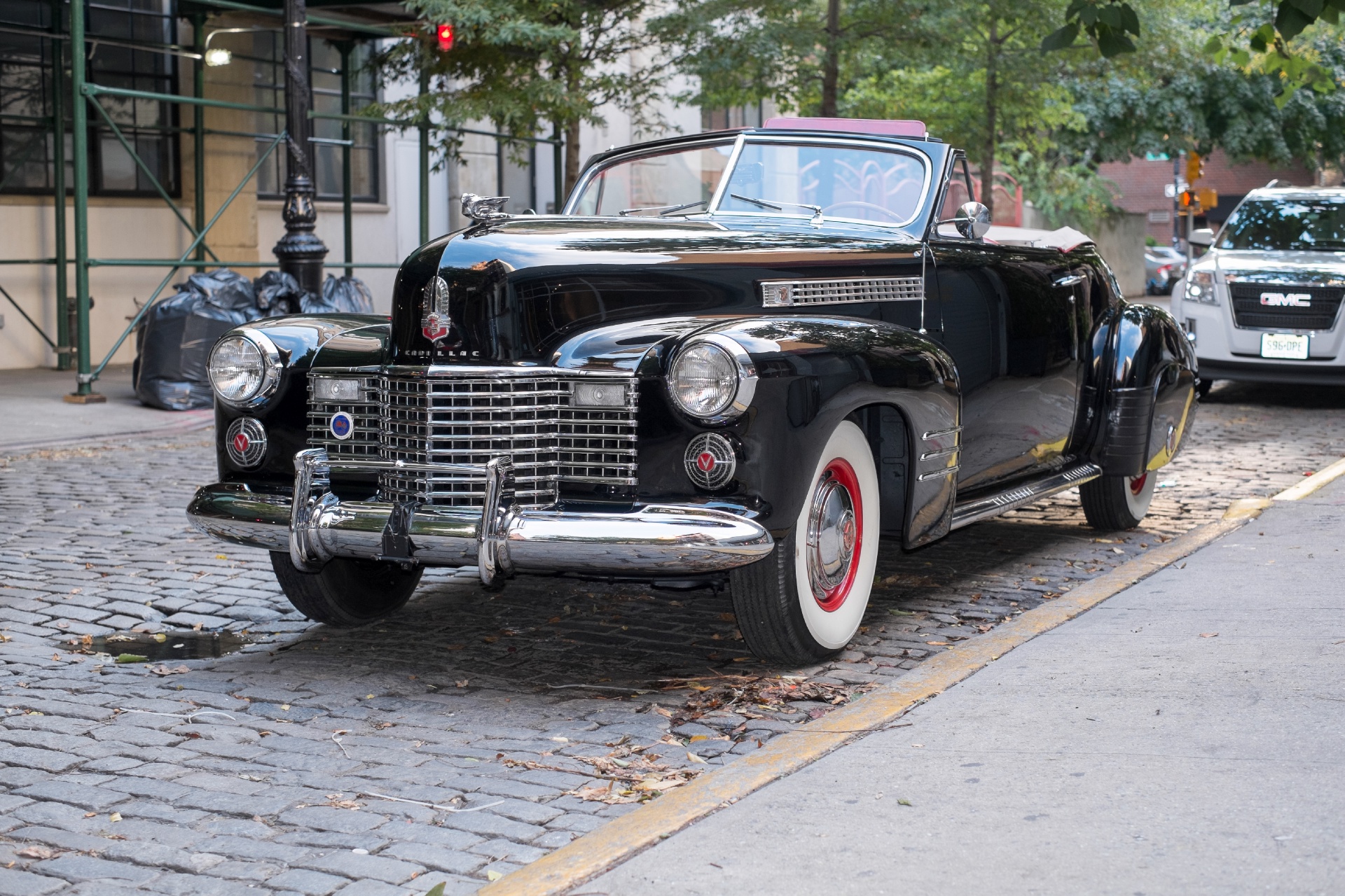 BoS 292 キャディラック cadillac series62 1200px-