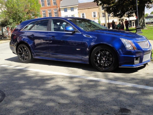 Used-2013-Cadillac-CTS-V