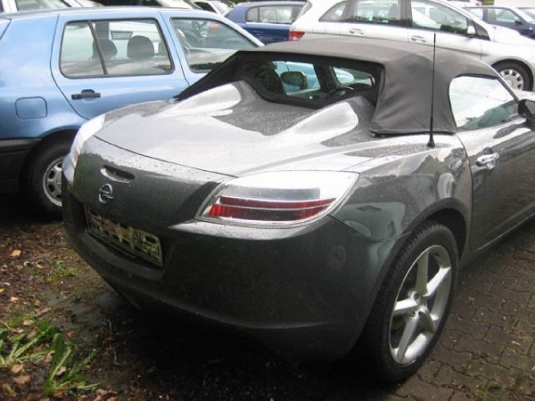 Used-2005-Opel-GT