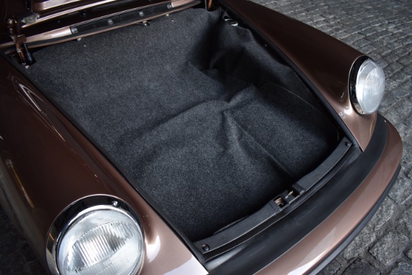 Used-1974-Porsche-911-Euro-Carrera-MFI-27