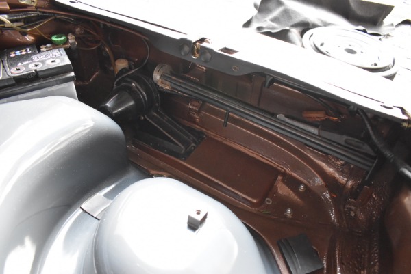 Used-1974-Porsche-911-Euro-Carrera-MFI-27
