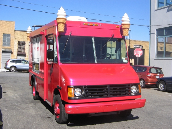 Used-1990-Grumman-Ice-Cream-Truck