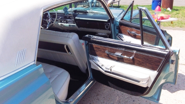 Used-1963-Cadillac-Fleetwood