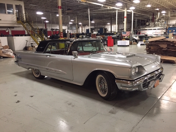 Used-1960-Ford-Thunderbird