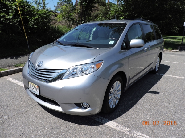 Used-2012-toyota-sienna