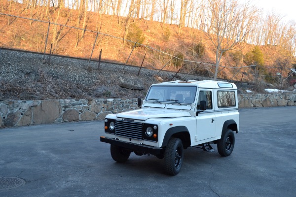 Used-1985-Land-Rover-Defender-90